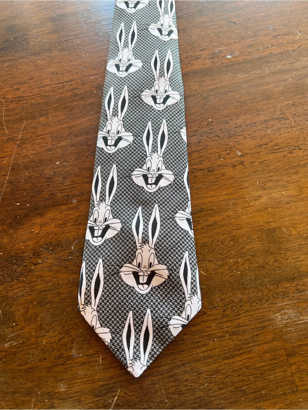 Bugs Bunny Pattern Men’s Tie